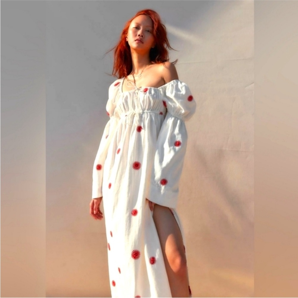 Free People Emory Embroidered Midi Dress‎ Ivory White Red Resort Beach NWT Small - Picture 2 of 10